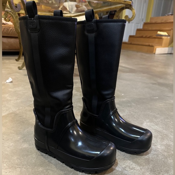 Brand New UGG Raincloud Tall Boots! - Picture 7 of 10